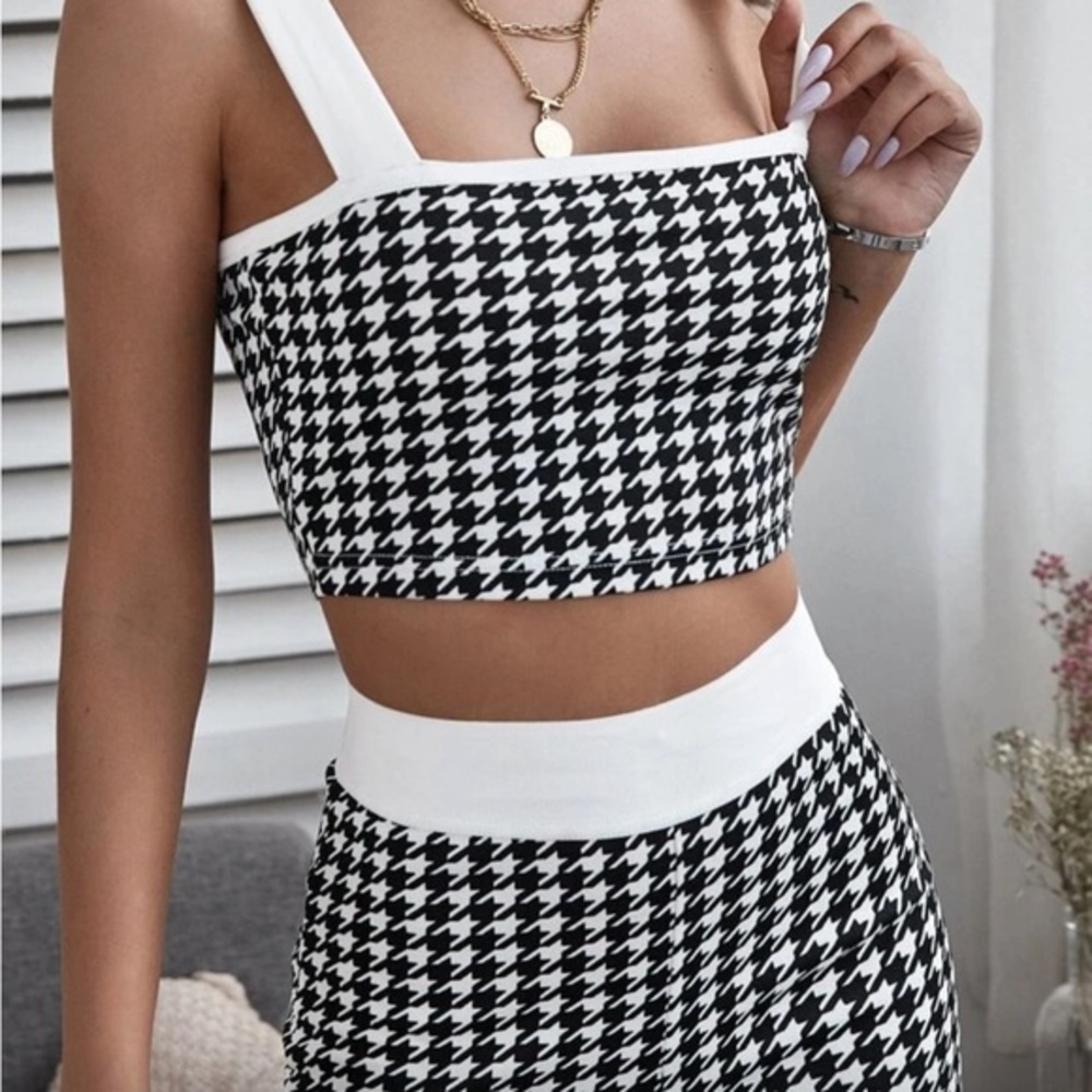 Matching Black and White Houndstooth Leisure Coord Set